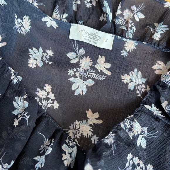 Angela Moda Blouse - Picture 3 of 6